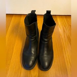 Naturalizer Ankle Boots - Leather - Black - Non slip sole - Size 9
